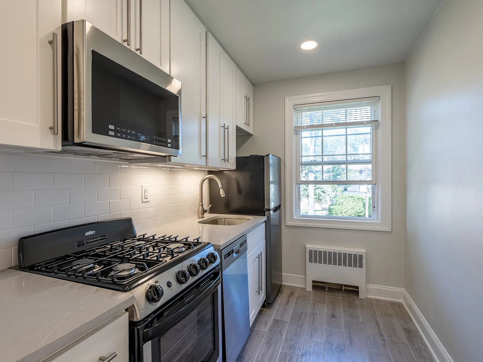 218 Millburn Avenue Apartments — Photo 4