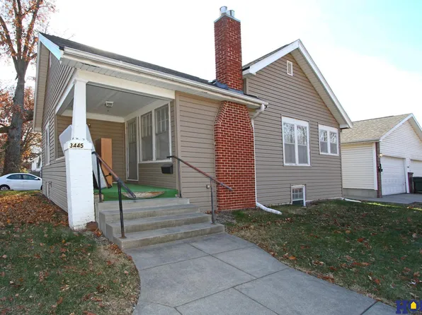 3445 A St, Lincoln, NE 68506