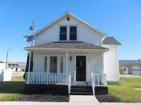236 W Main St, Coleman, WI 54112