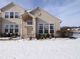 2722 Acorn Ct, Dundee, IL 60118