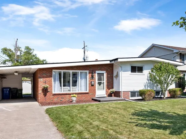1507 Saint Gabriel Ct, Windsor, ON N9E 1N8