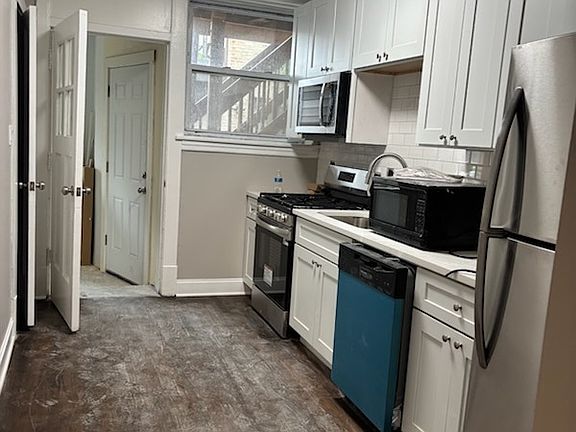 3rd image of 4648 N Paulina St #2S