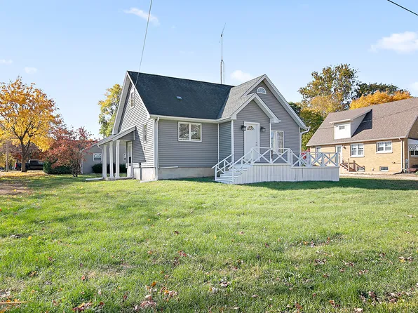 290 E 1st Ave, Clifton, IL 60927