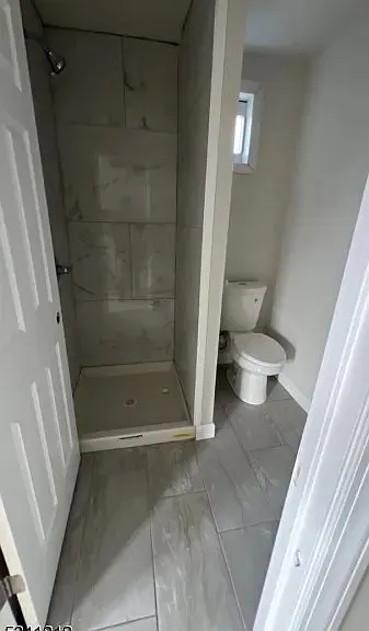 36 N Florida Ave — Photo 2