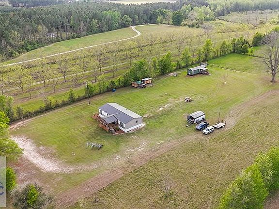 4th image of 4106 Old Screven Rd