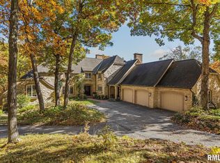 322 W Fairfax Ct, Dunlap, IL 61525