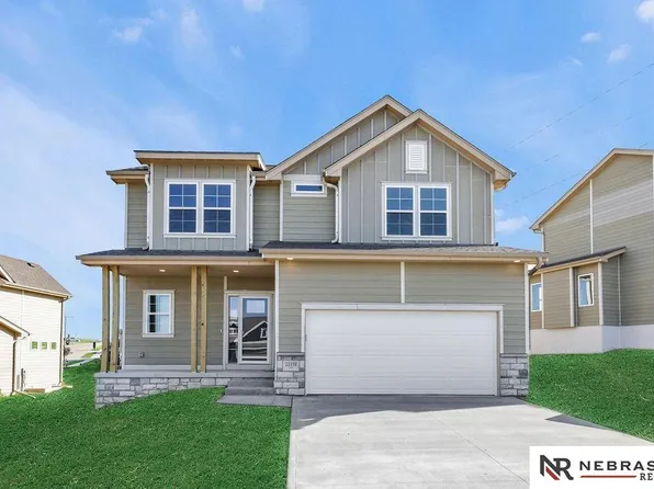 21559 I St, Elkhorn, NE 68002