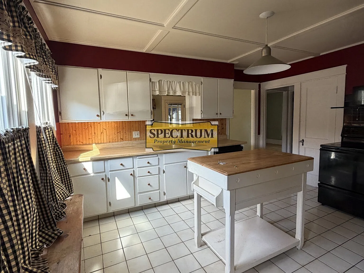 2 bed, $1,400 — Photo 1