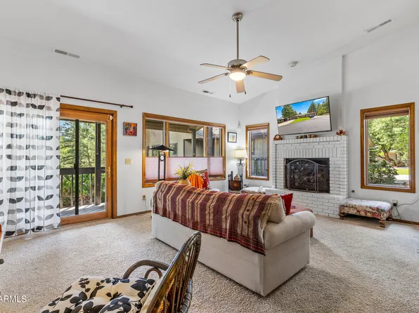 2140 N White Tail Way, Flagstaff, AZ 86004