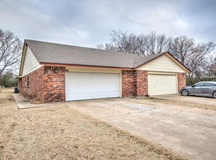1320 Foltz Ln, Muskogee, OK 74403