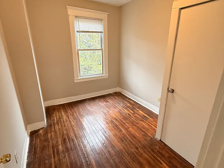 121 Orchard St #2 — Photo 6