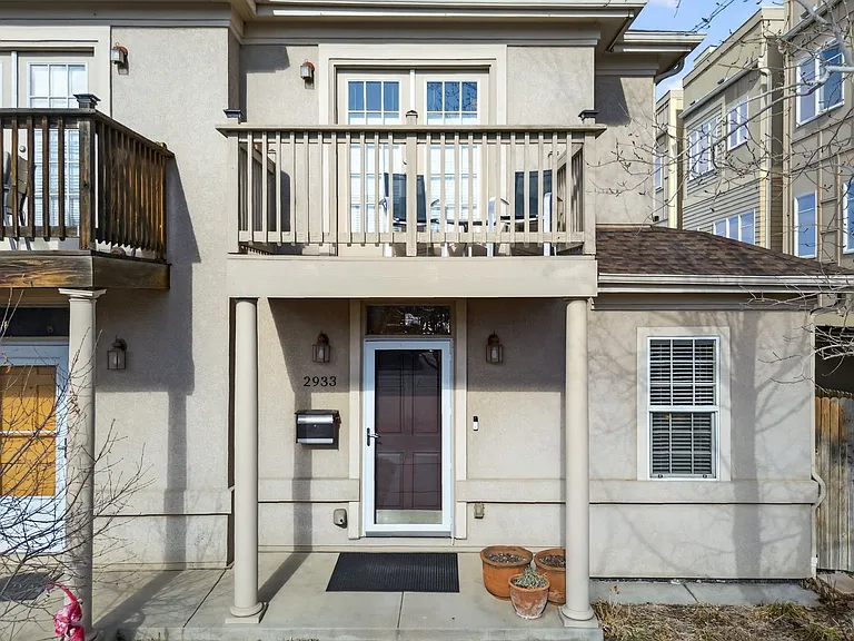 2933 Lawrence St — Photo 1