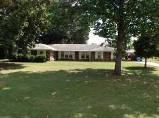 116 Air Park Dr, Warner Robins, GA 31088