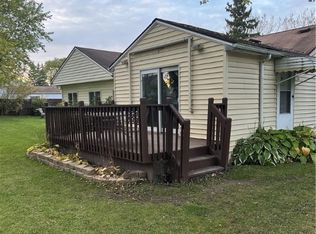 24 Fernwood Pl, Cheektowaga, NY 14225