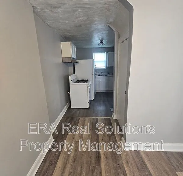 693 N Dawson Ave — Photo 6