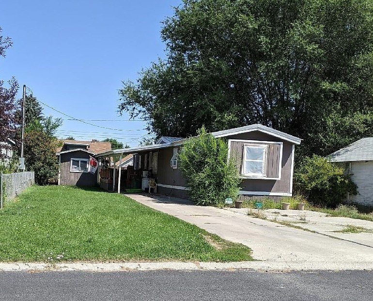 2nd image of 265 S Grand Ave