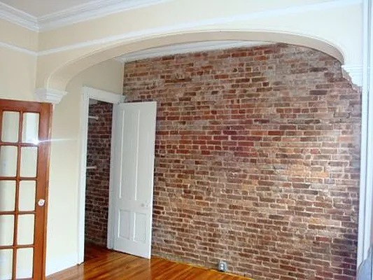 Rented by Twyford Real Estate | media 22