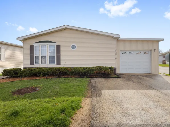 25819 Pinehurst Dr #139, Monee, IL 60449