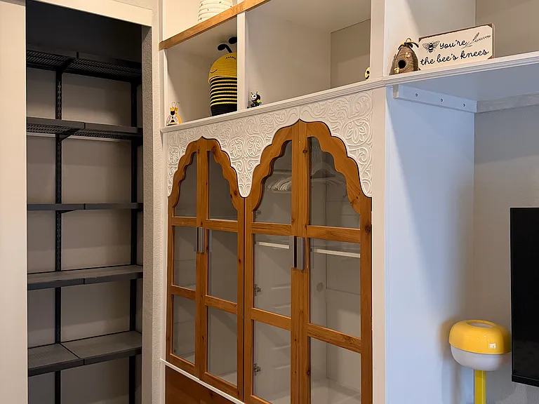 Twin Bedroom Desk, Shelves, Closet