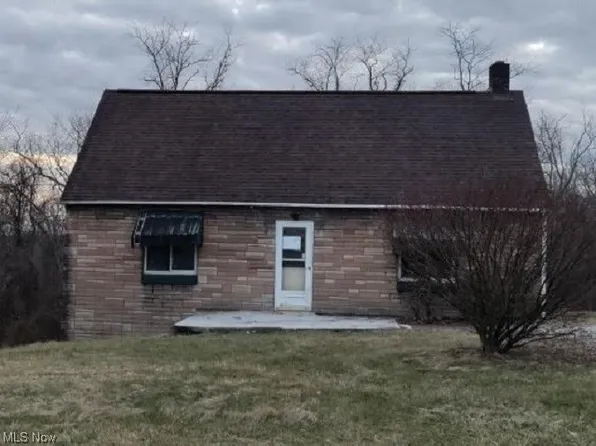 2796 Wilson Ave, Mingo Junction, OH 43938