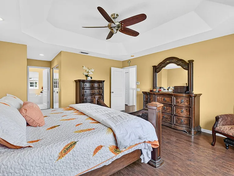 5018 Starblaze Dr — Photo 32