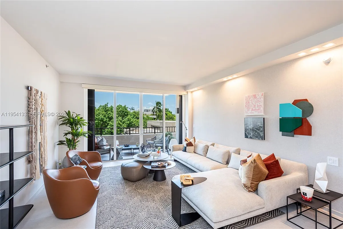 Building Photo - 251 Crandon Blvd #306
