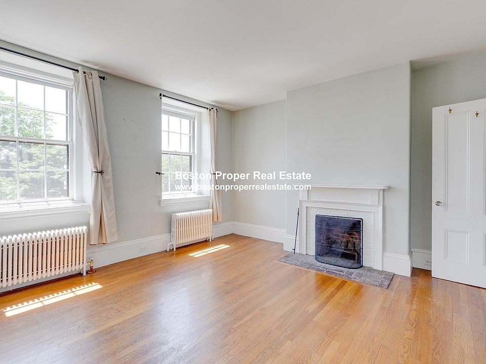 2nd image of 11 Knox St #3