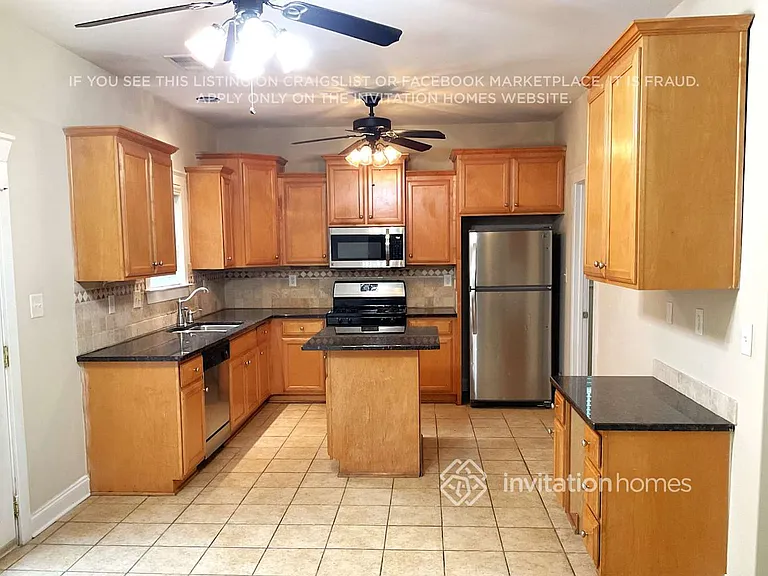 1531 Boulder Walk Dr SE — Photo 3