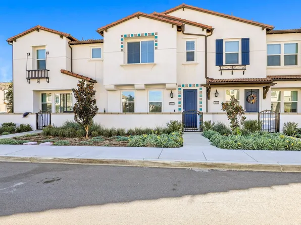 30411 Town Square Dr, Menifee, CA 92584
