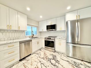 1102 11th St APT 207, Santa Monica, CA 90403