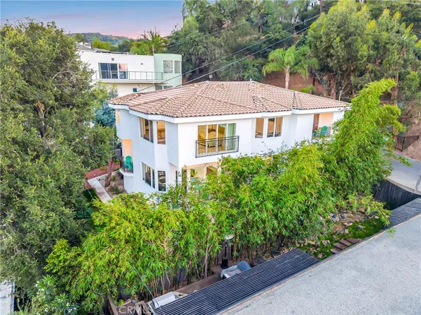 4330-4332 Alhama Dr, Woodland Hills, CA 91364