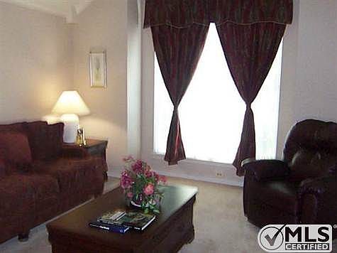 5th image of 4510 Ainsworth Cir