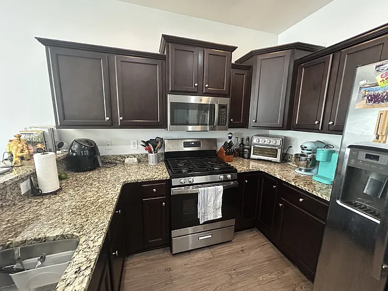 1005 Chase Creek Cir — Photo 7