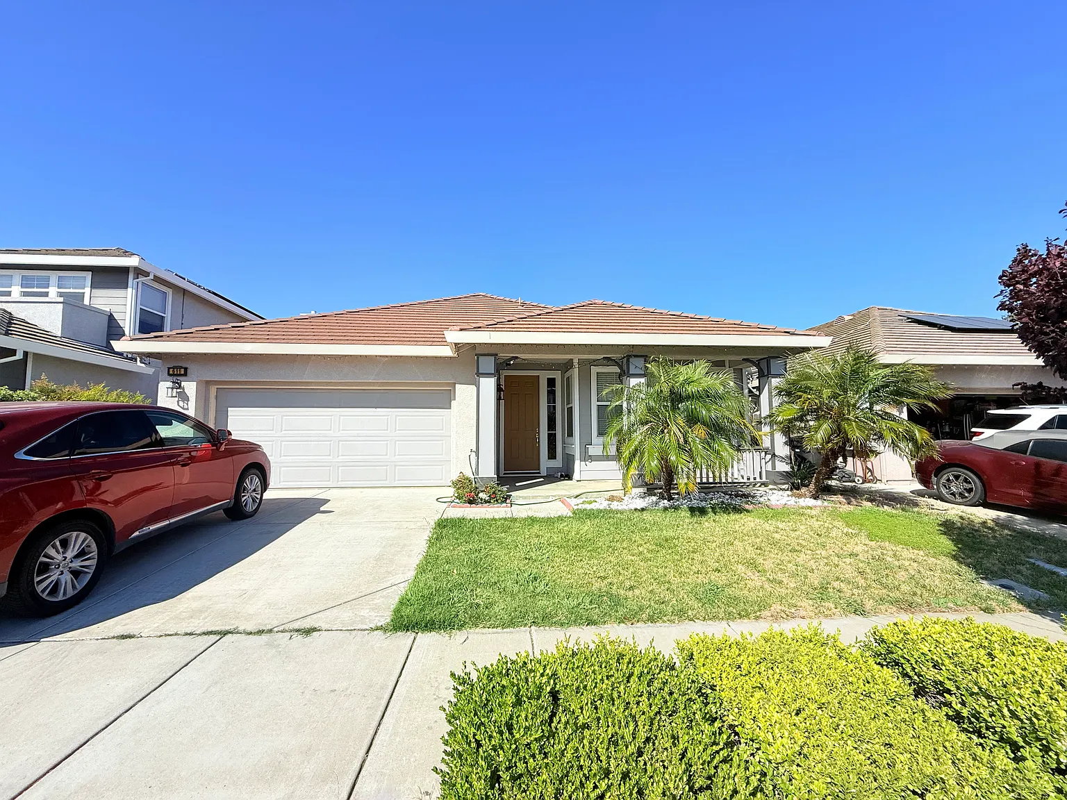 611 Glacier Way photo 1