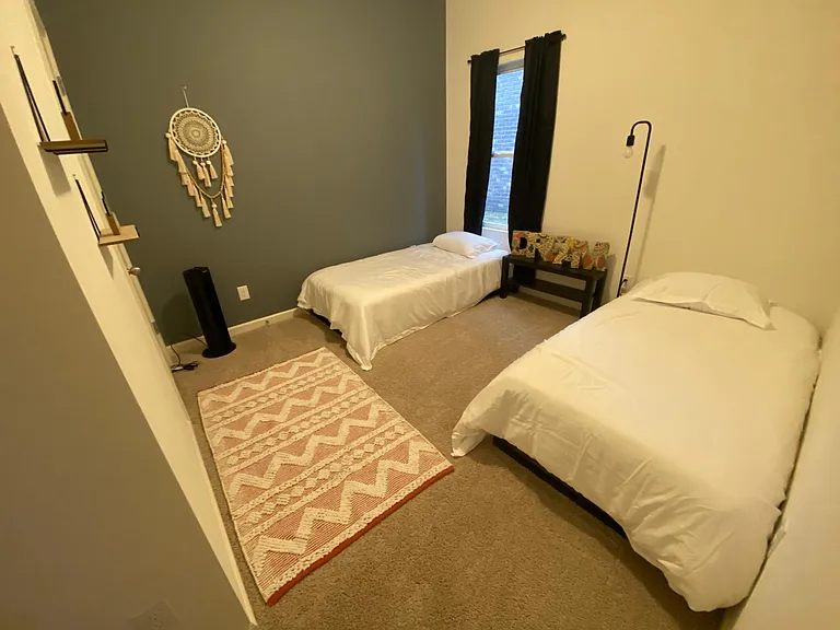 4022 Waterford Pkwy — Photo 16