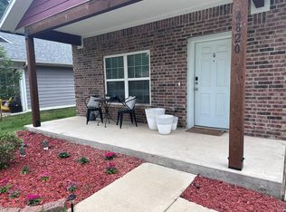 4820 Zealand St, Dallas, TX 75216