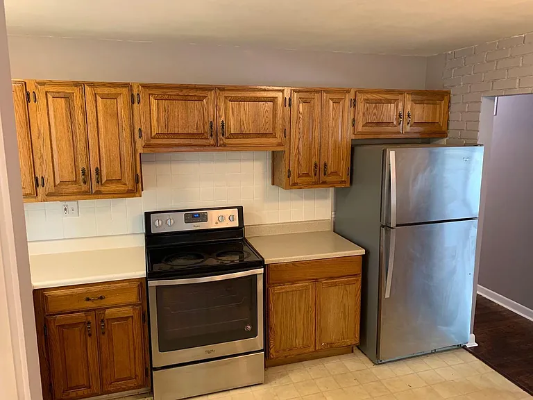 775 Manresa Ln — Photo 22
