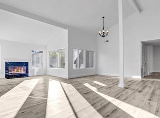 19717 Anadale Dr, Tarzana, CA 91356