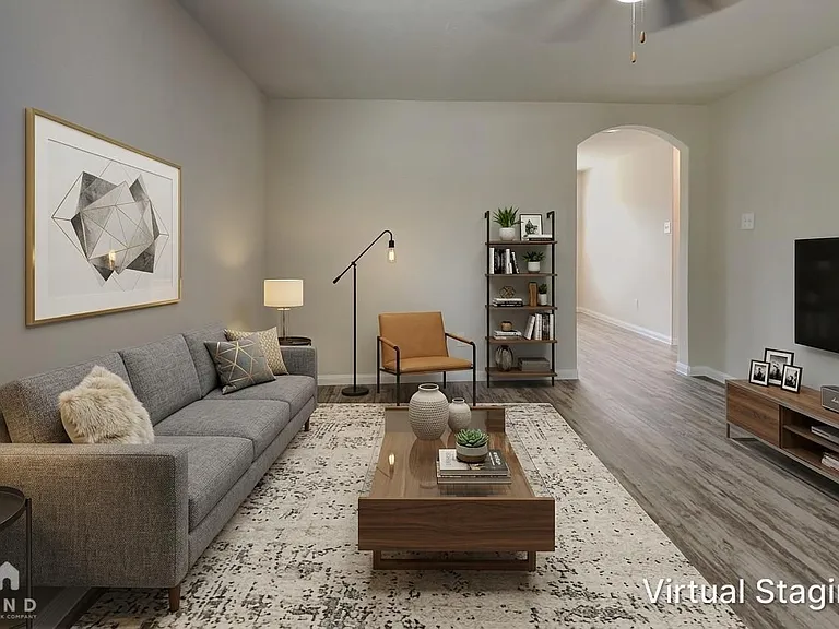10119 Berrypatch Ln — Photo 2
