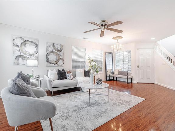 5th image of 1582 Sawgrass Dr