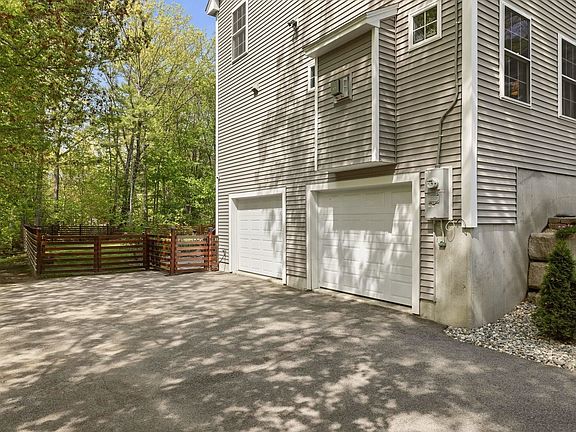 4th image of 16 Bayview Drive