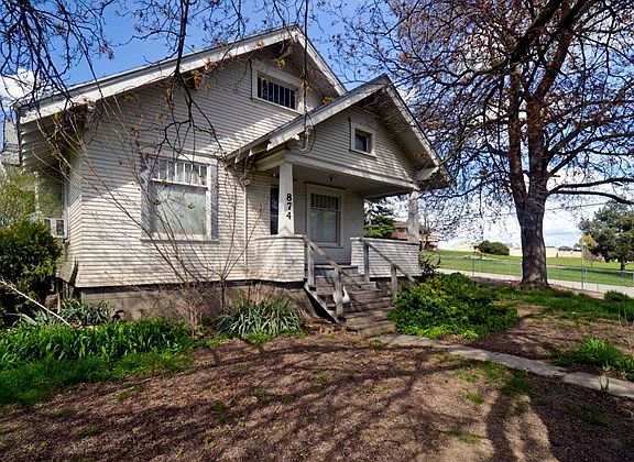2nd image of 874 Electric Ave