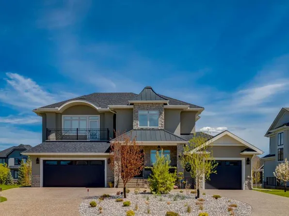 41 W Damkar Dr, Rocky View County, AB T3L 0E8