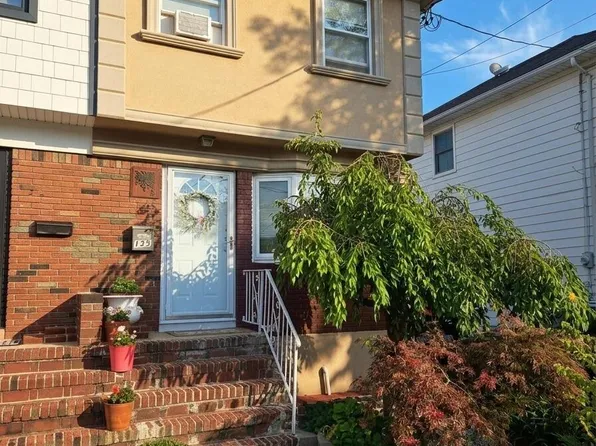 135 Reid Ave, Staten Island, NY 10305