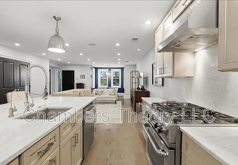 1516 Q St NW #1 — Photo 19