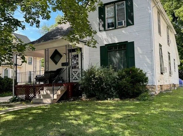 227 W Locust St, Dekalb, IL 60115