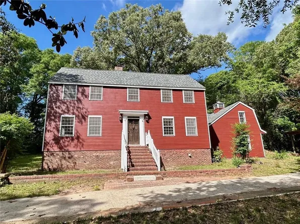 2401 Waterford Dr, Semmes, AL 36575