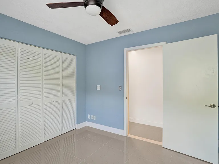 17866 SW 10th Ln — Photo 27