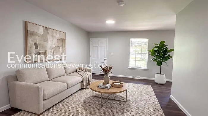 222 Rebecca Dr — Photo 6