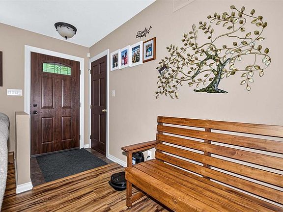 3rd image of 1806 Buckhorn Cir